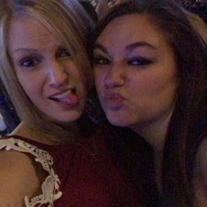 Meet your Posher, Brooke